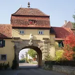 Im Hofratshaus *