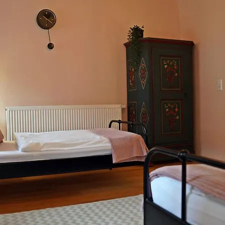 Im Hofratshaus Apartmán Schrozberg