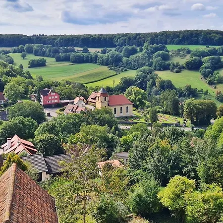 Im Hofratshaus Daire Schrozberg